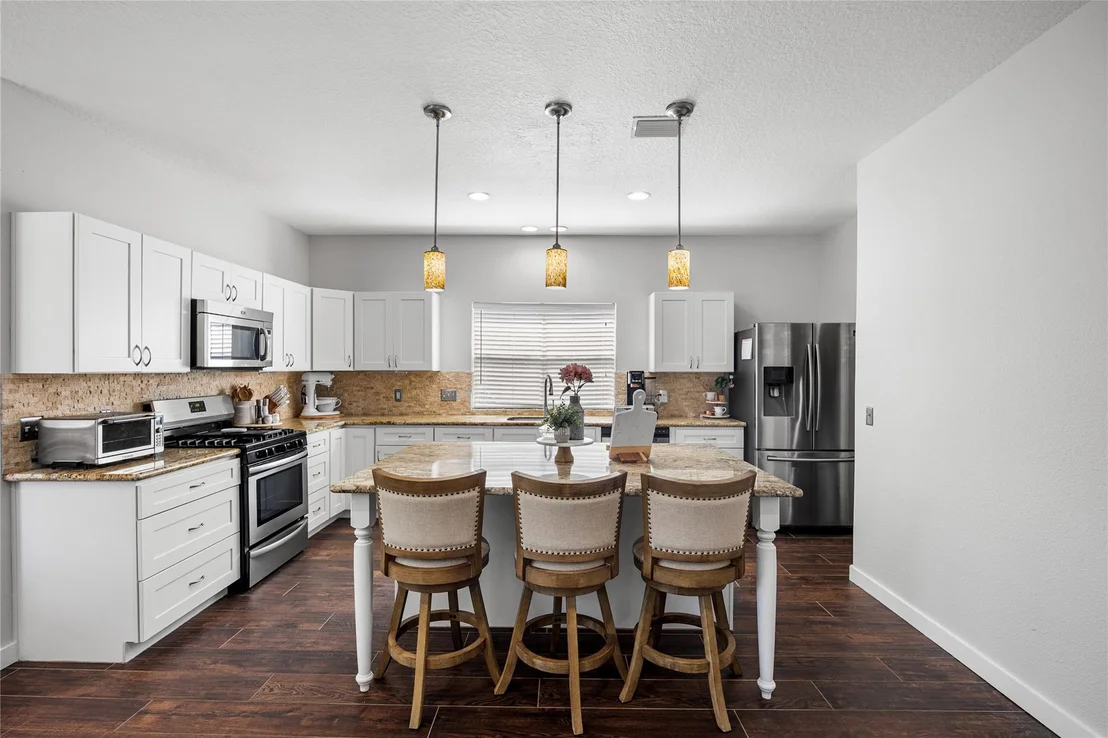 Photo of 20707 Medallion Pointe Drive