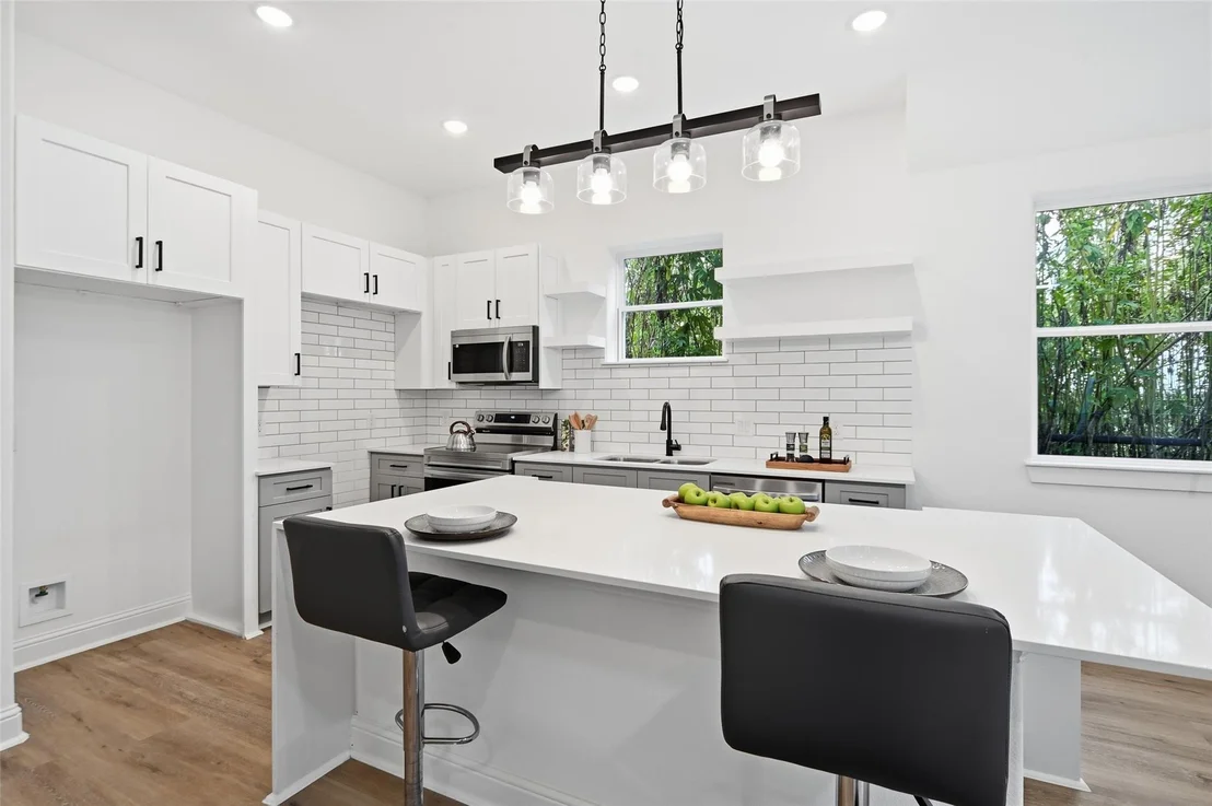 Photo of 1528 Armada Drive