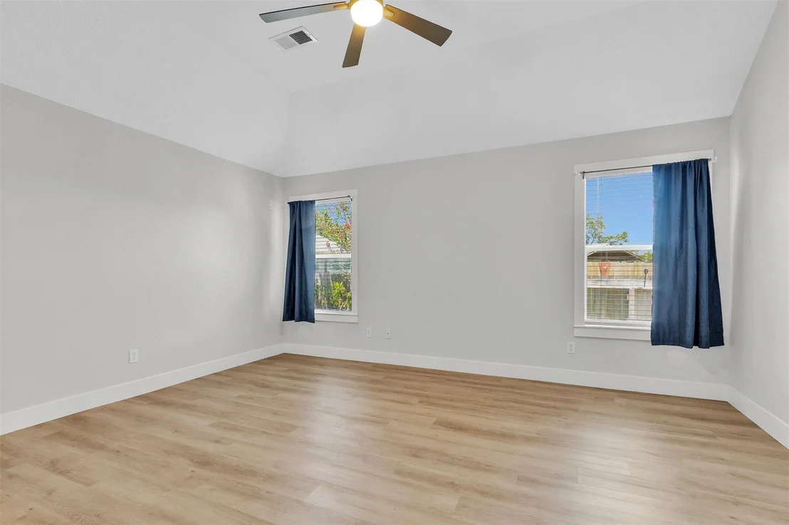 Photo of 6913 Gentle Breeze Drive