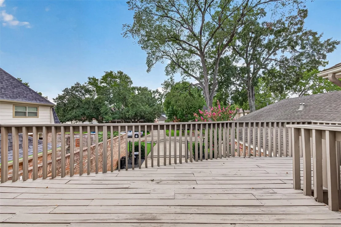 Photo of 1122 Daria Drive
