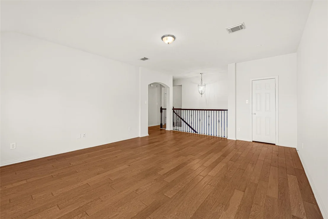 Photo of 74 E Arbor Camp Circle