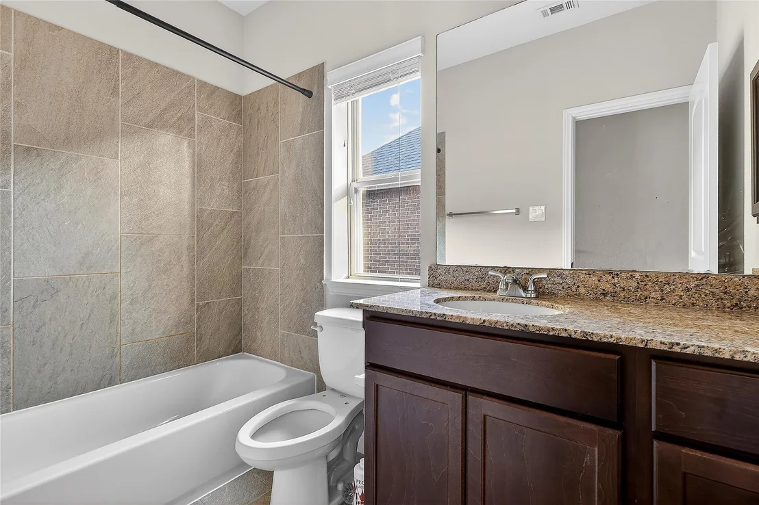 Photo of 160 Capriccio Lane