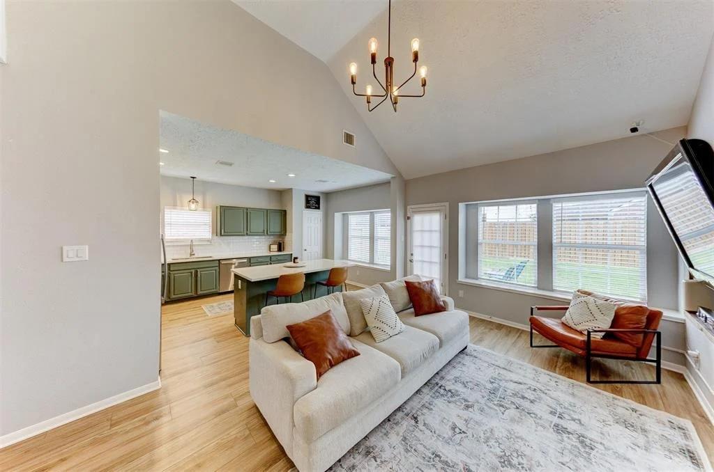Photo of 1005 Glenview Drive