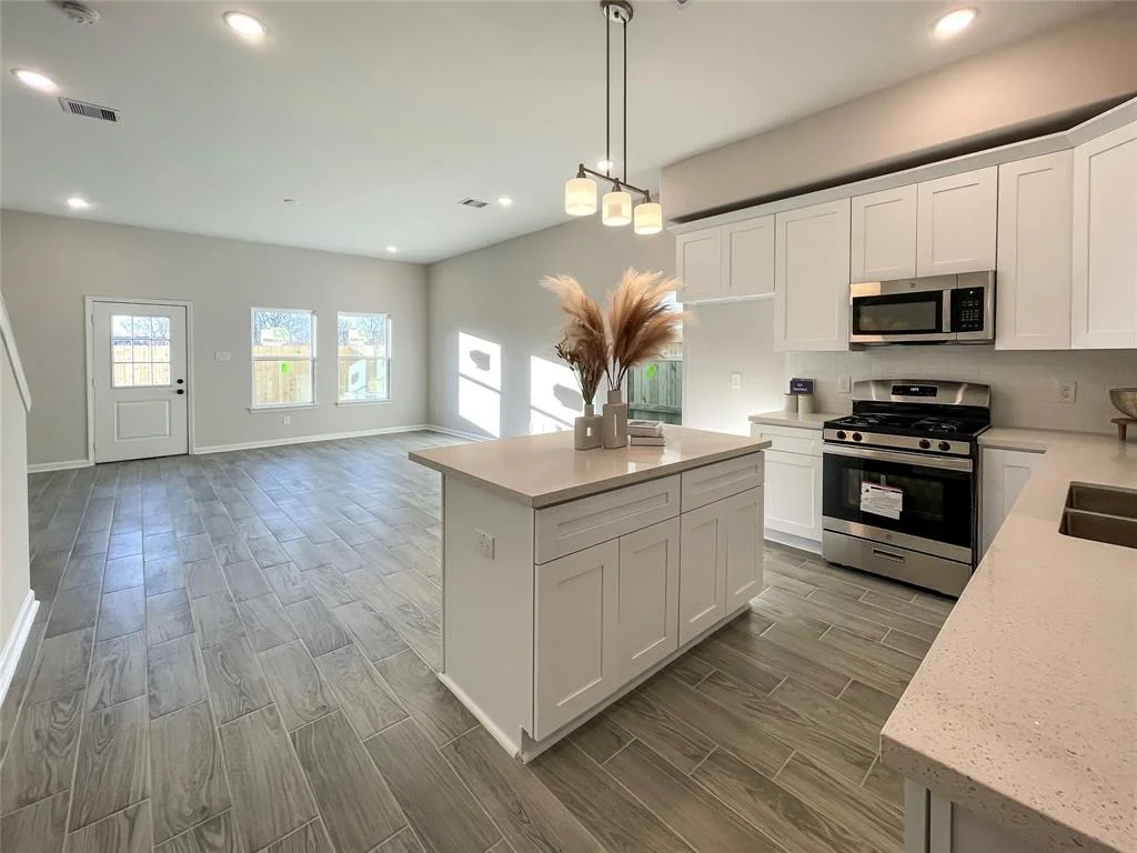 Photo of 7987 Joy Street