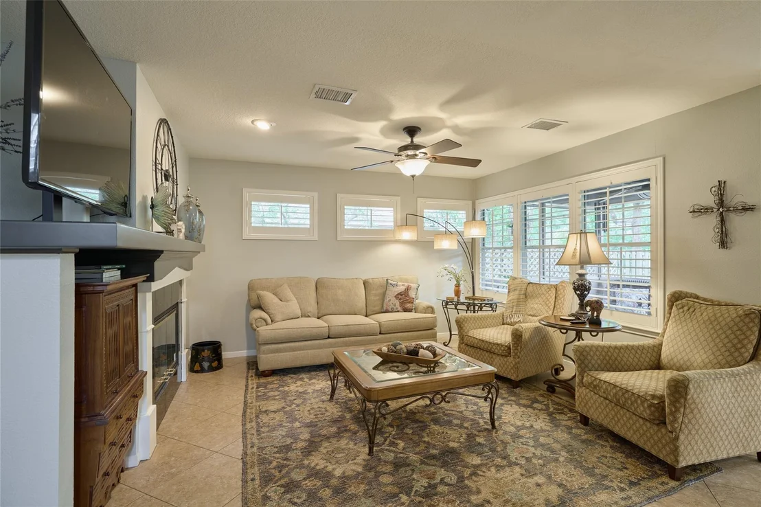 Photo of 55 E Greywing Circle