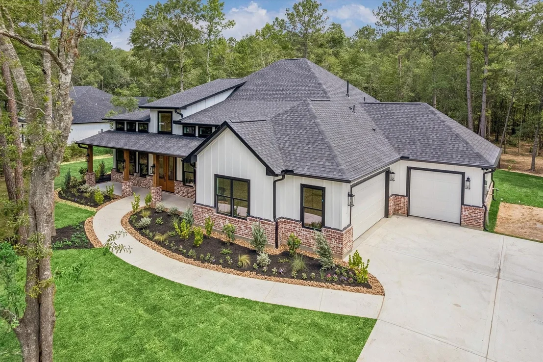 Photo of 8707 Trotter Lane