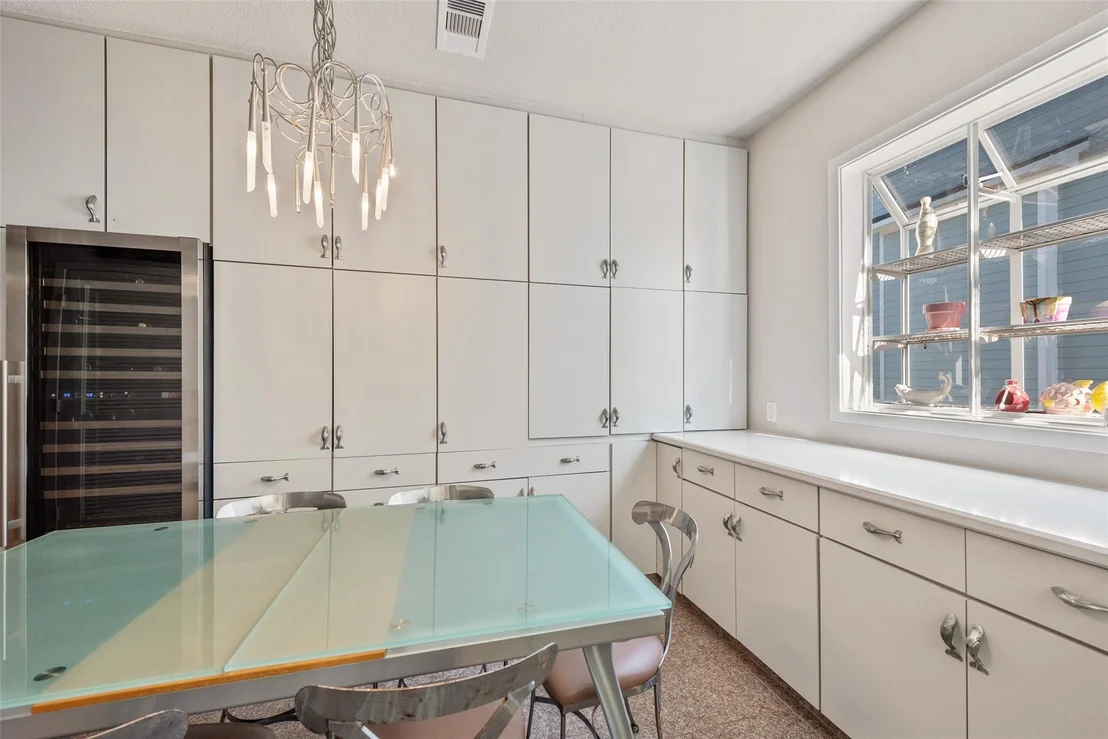 Photo of 1334 Outrigger