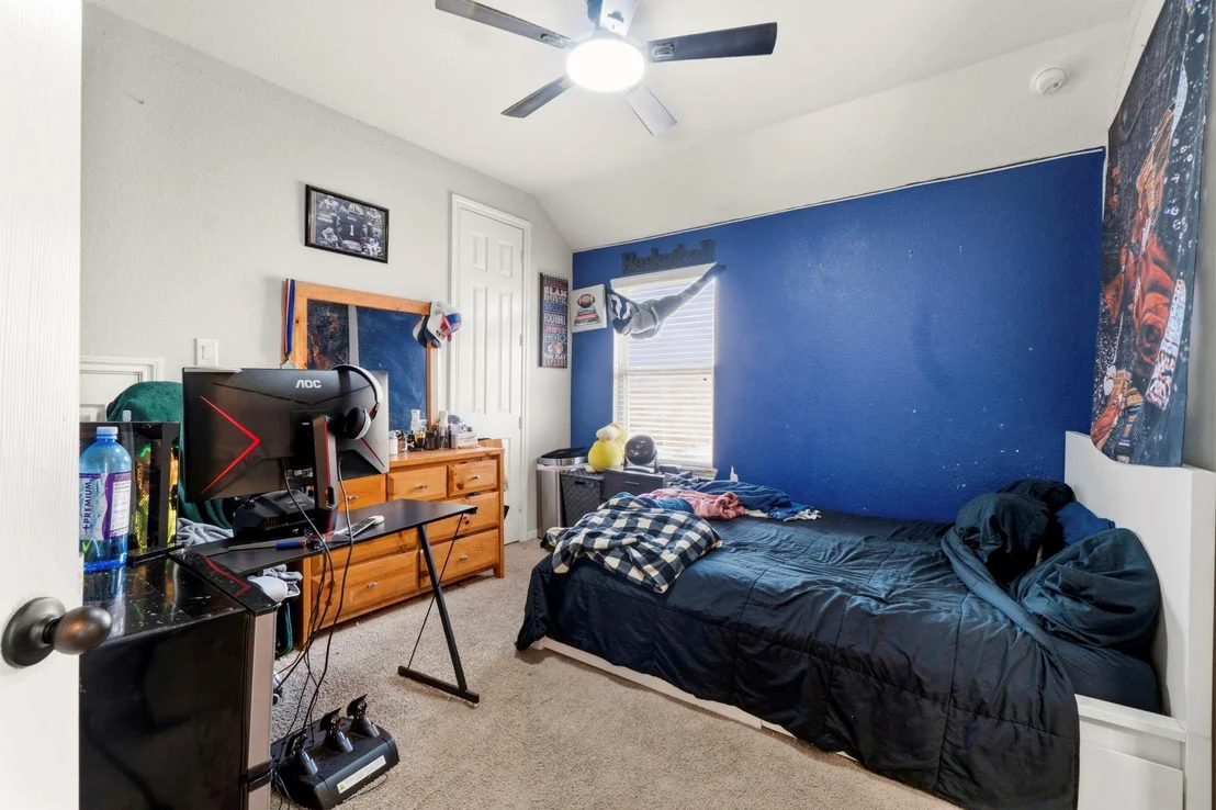 Photo of 30985 Laurel Creek Lane