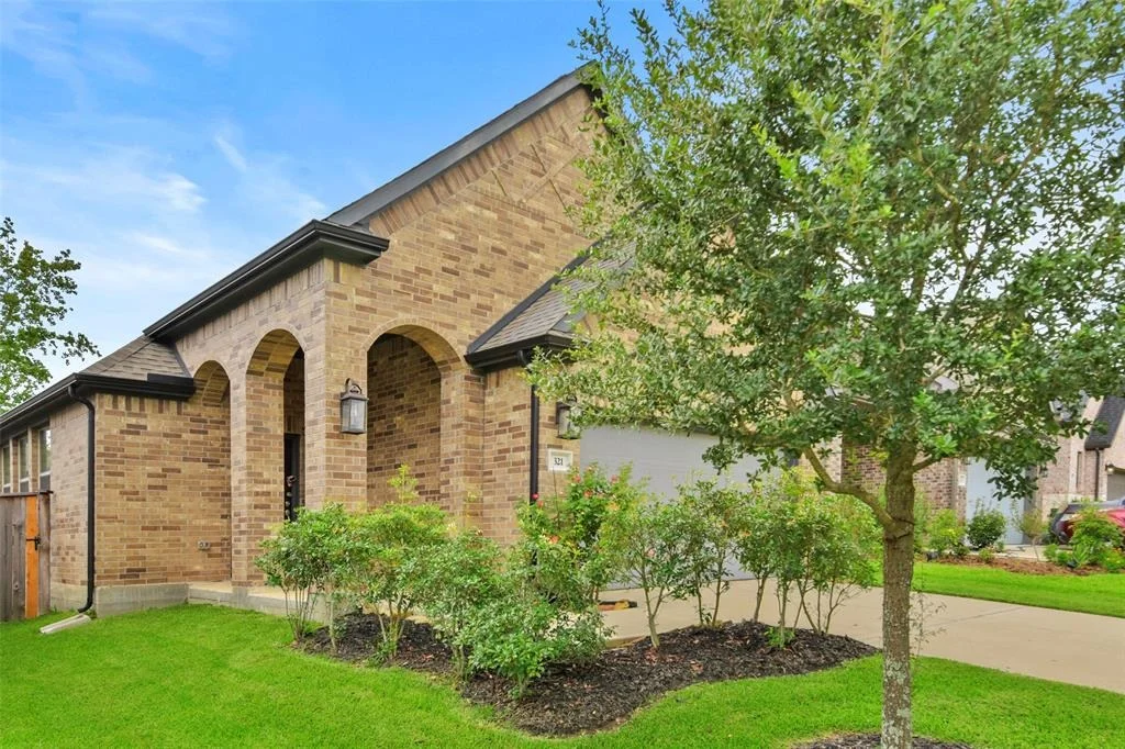 Photo of 321 Andes Drive