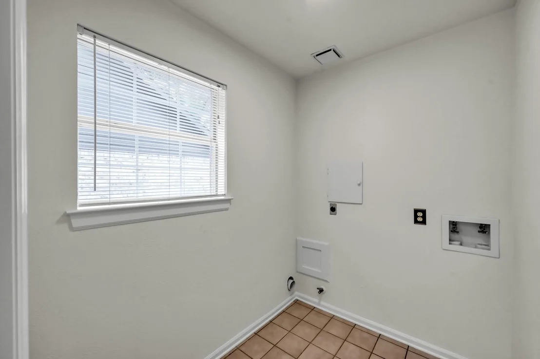 Photo of 114 Regency Way