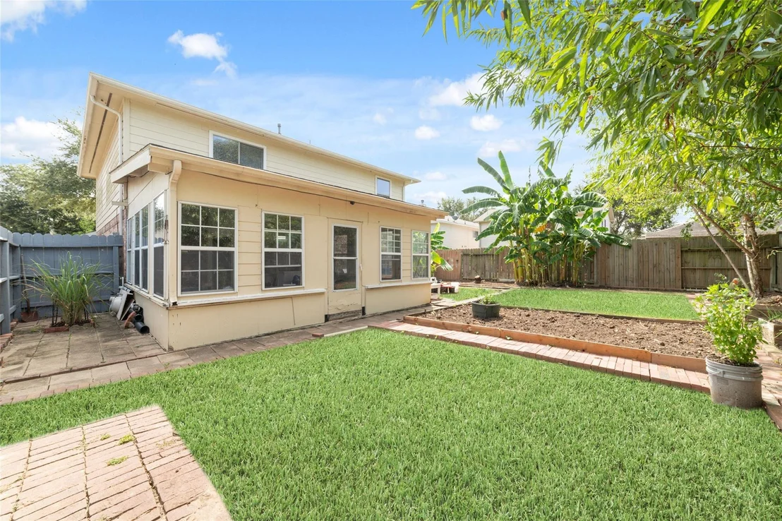Photo of 8427 Brickhaven Lane