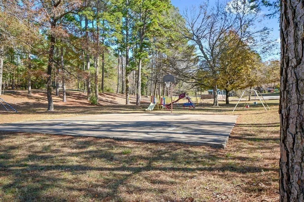 Photo of 225 Peninsula Drive