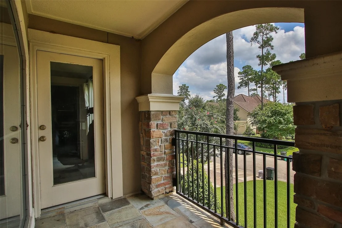 Photo of 15711 Lake Iris Drive