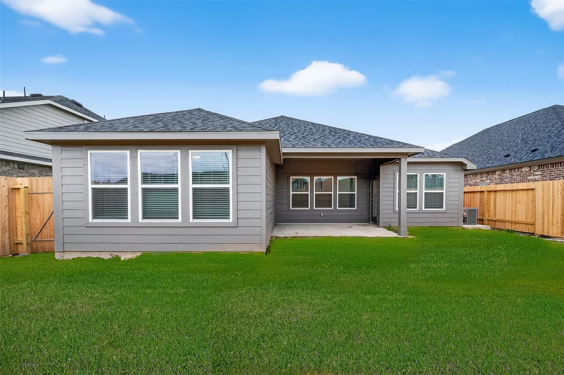 Photo of 3314 Rolling River Drive