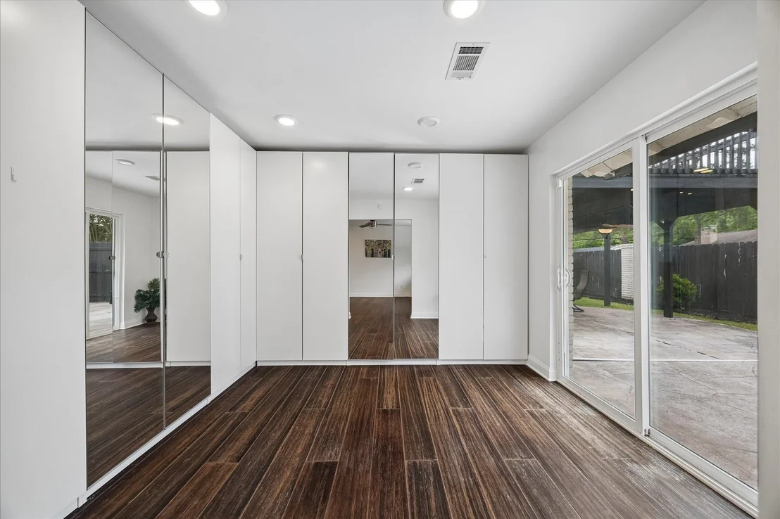 Photo of 10602 Riverview Drive