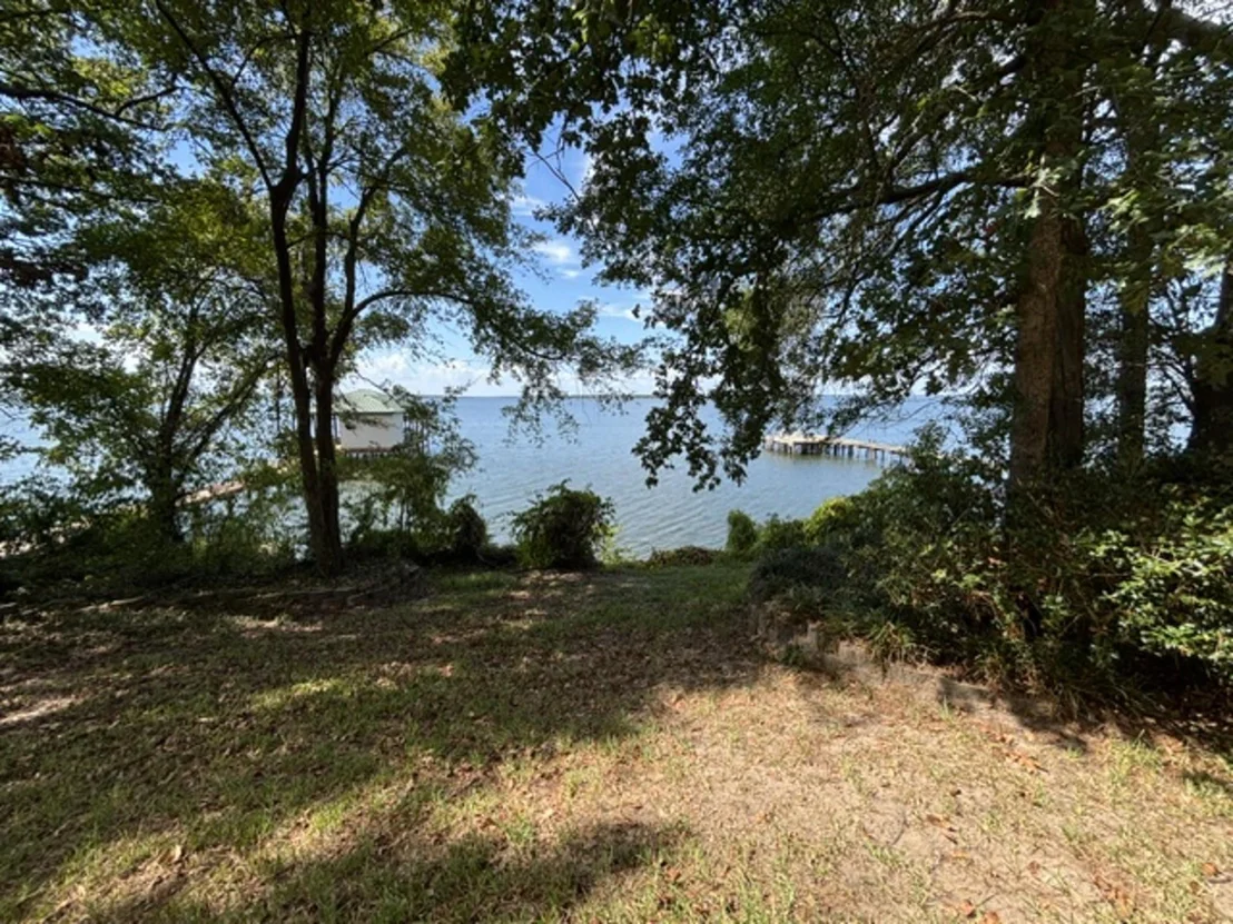 Photo of 20878 Bay Shore Drive