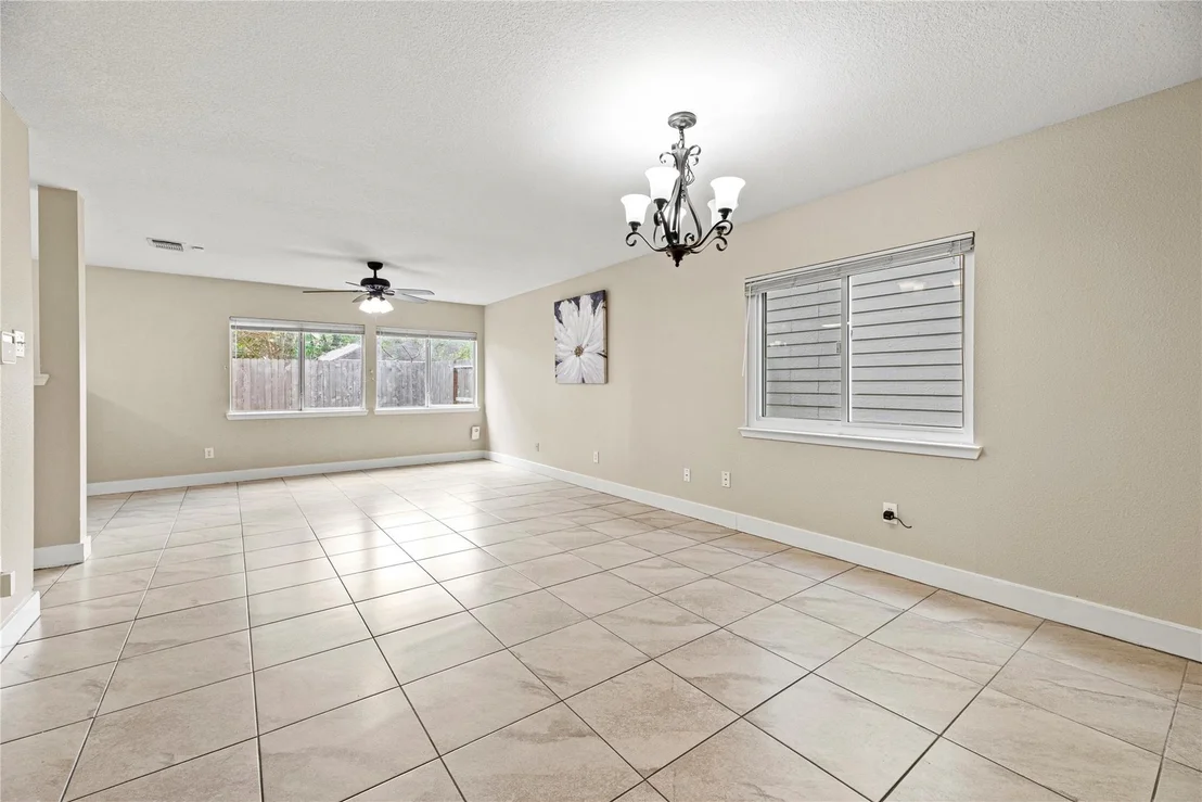 Photo of 5715 Silver Oak Drive