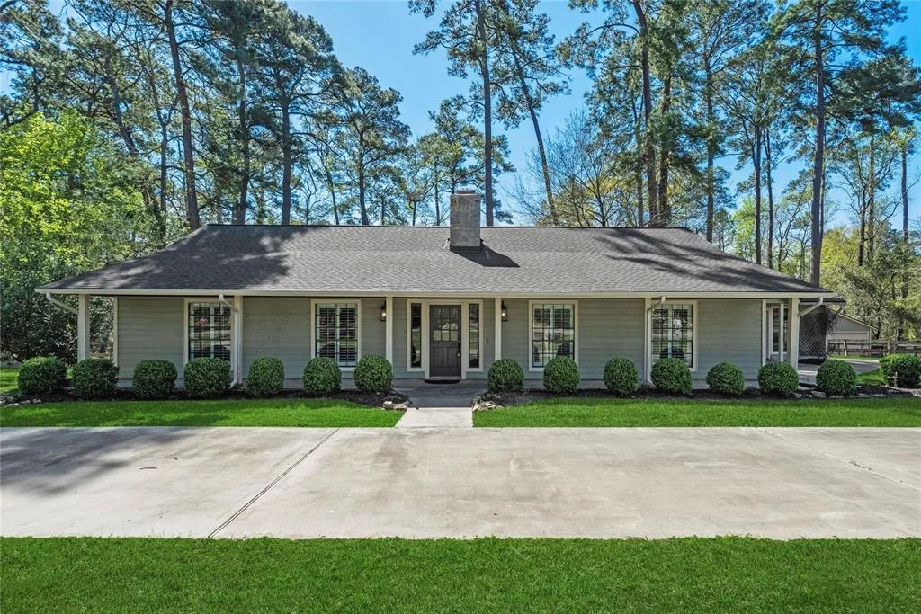 Photo of 23202 Rosewood Trail