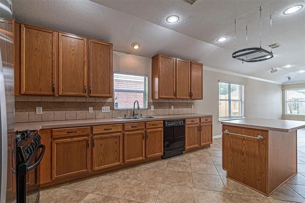 Photo of 17119 Shadow Ledge Drive