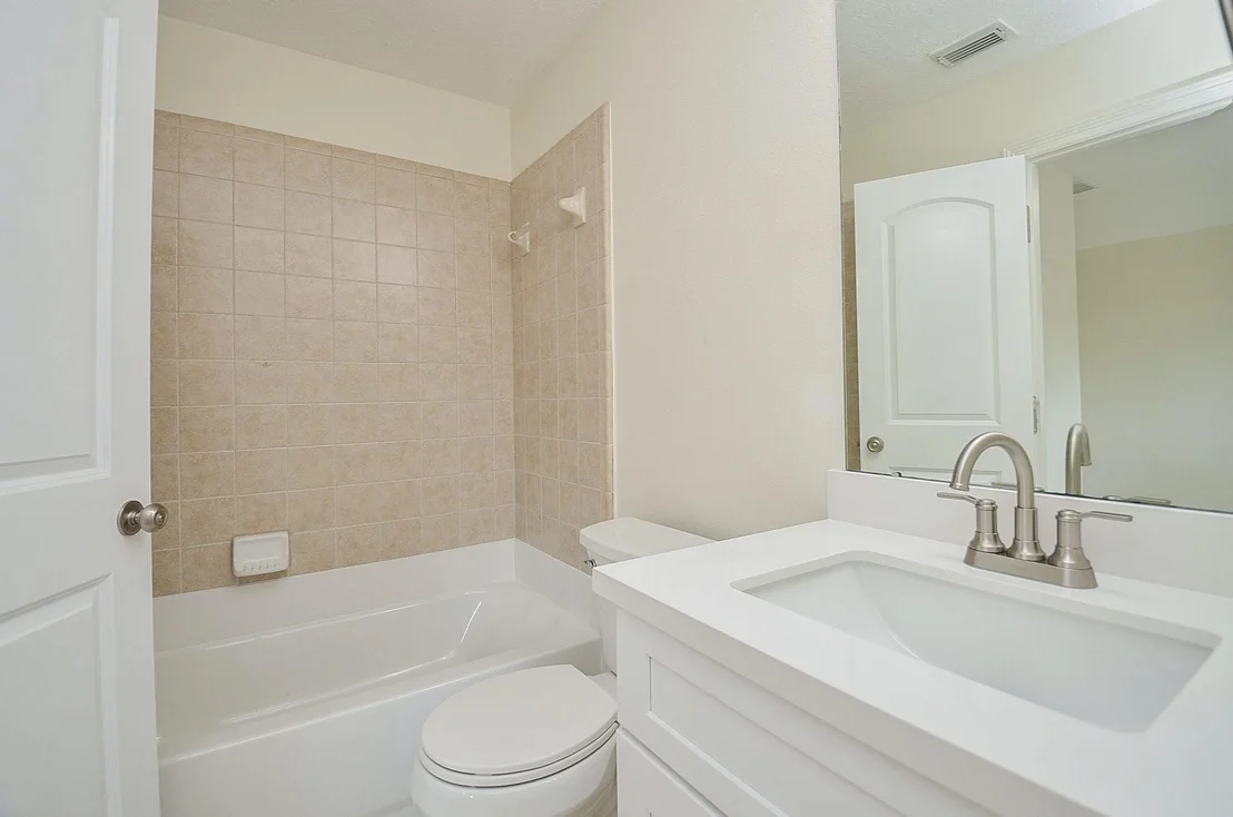 Photo of 2735 Driftwood Drive