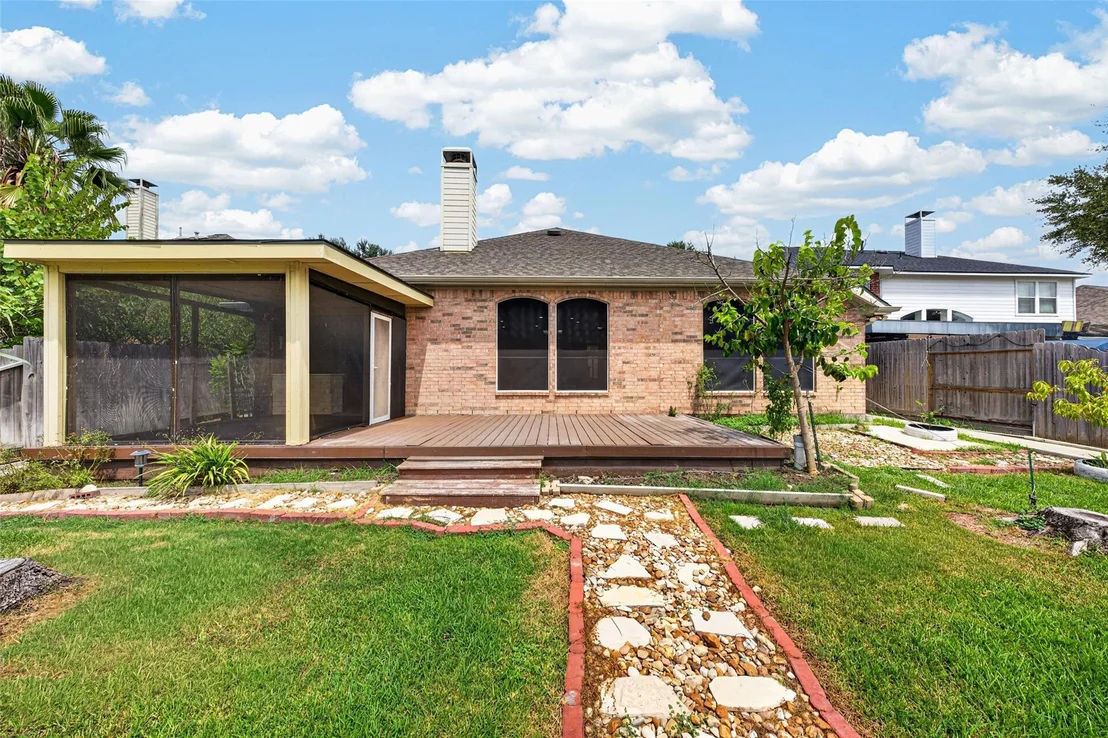 Photo of 3926 Shadow Cove Drive