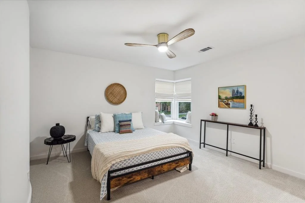 Photo of 407 Sandy Bluff