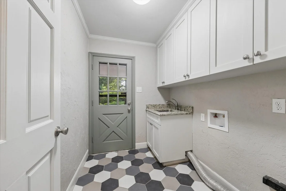 Photo of 13835 Jarvis Road