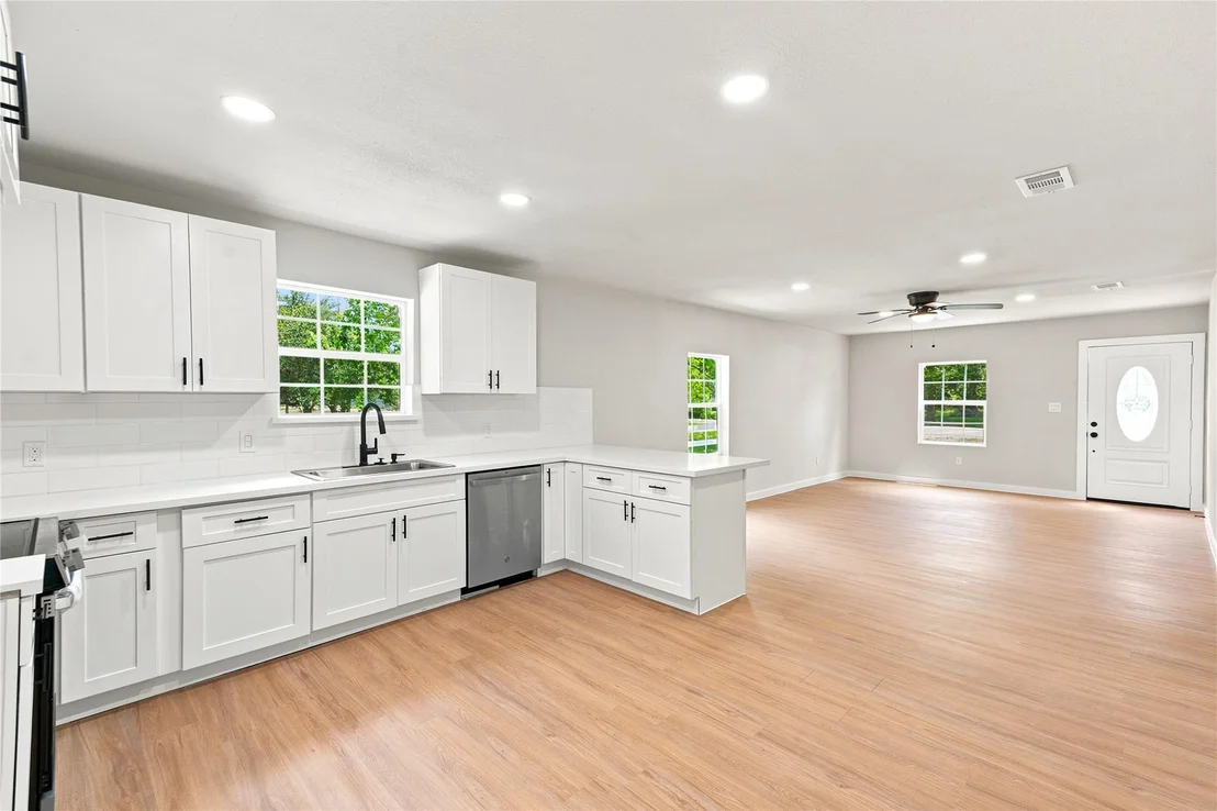 Photo of 8414 Schiro Road