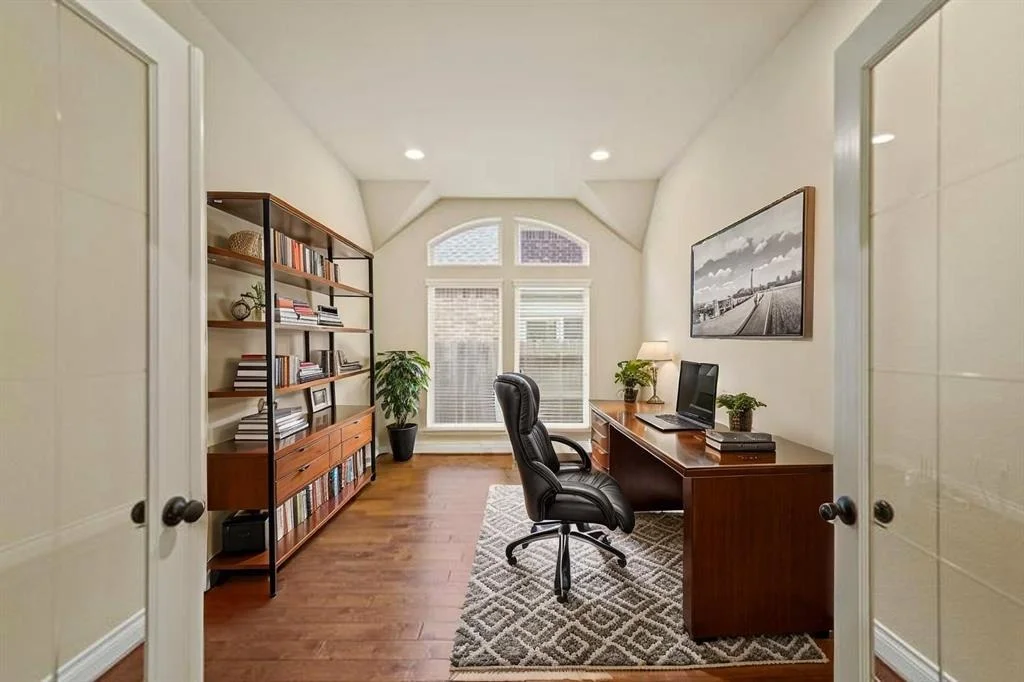 Photo of 2711 Park Hills Drive