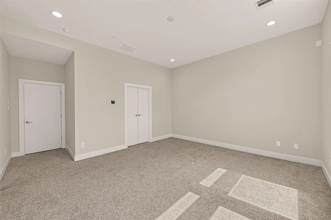 Photo of 3350 Pinemont Drive