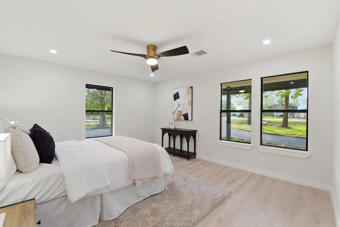 Photo of 1011 Sycamore Road