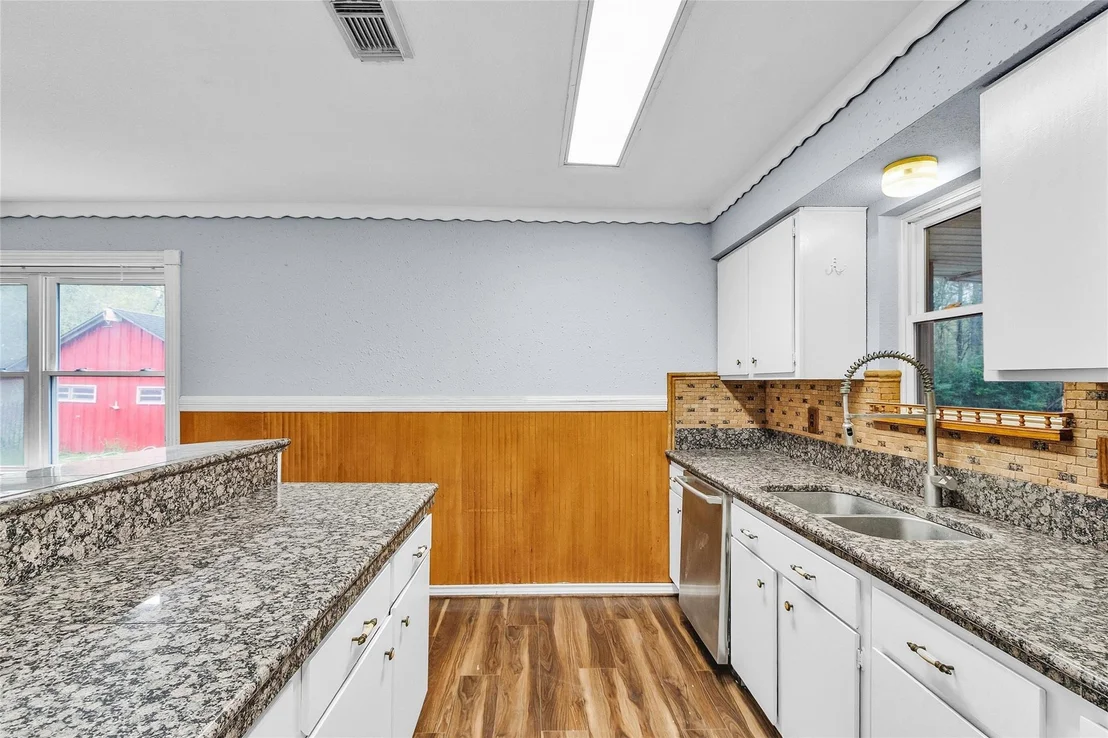 Photo of 10067 White Rock Road