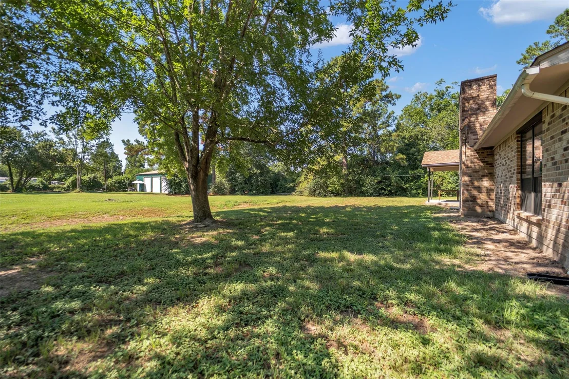 Photo of 32219 Grapevine Street