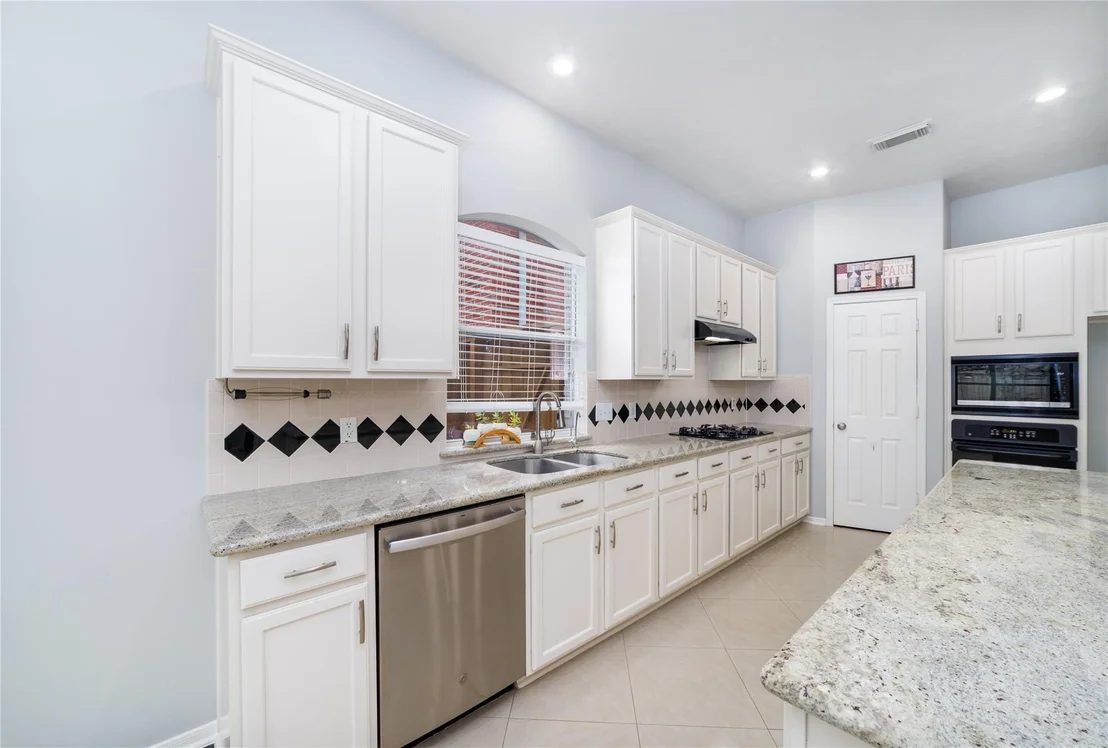 Photo of 2634 Long Leaf Drive