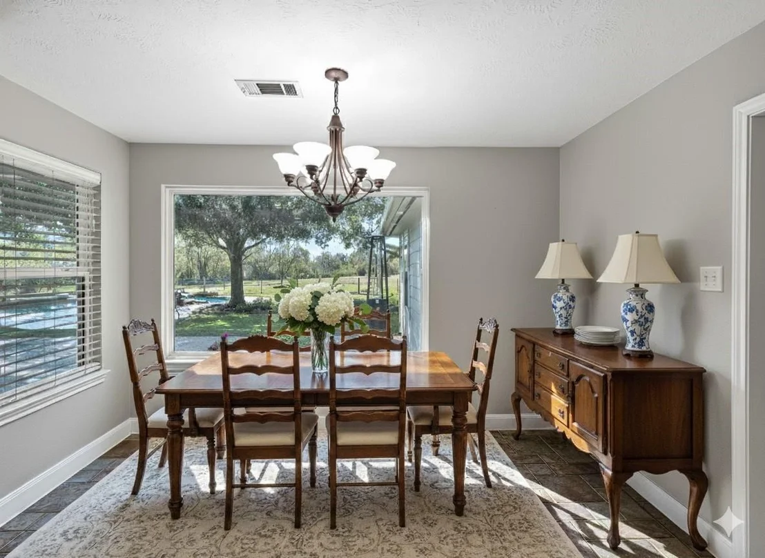 Photo of 32601 Rogers Road