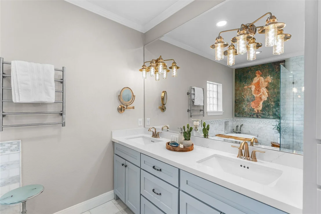 Photo of 3830 Wentletrap