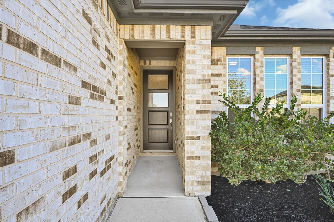 Photo of 9111 Hunter Hill Drive