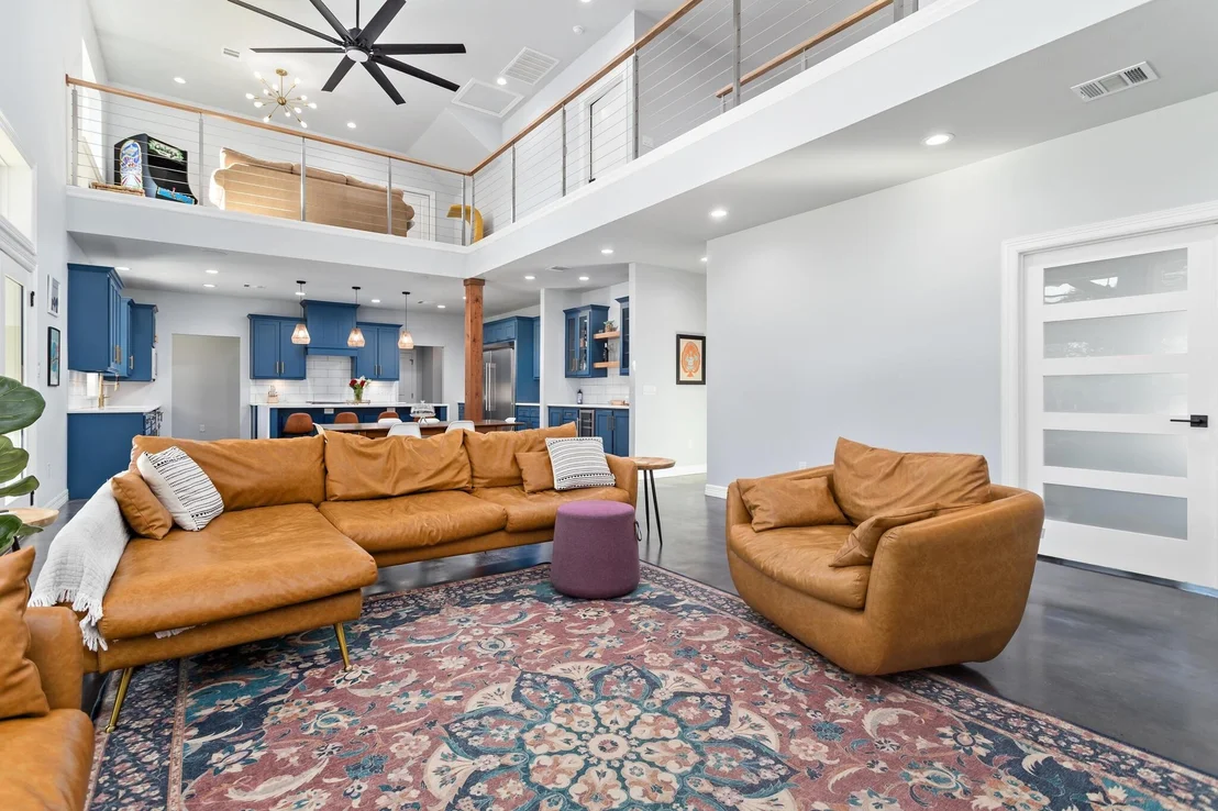 Photo of 847 W Buccaneer Drive