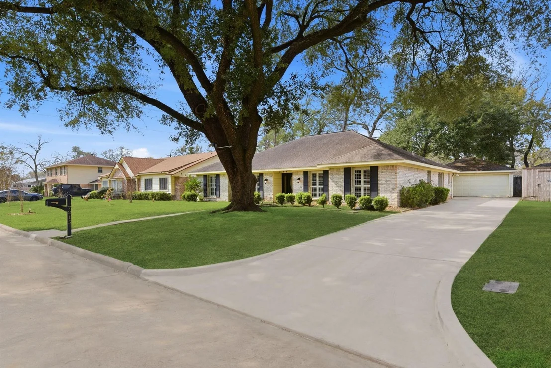 Photo of 7215 Ridge Oak Drive