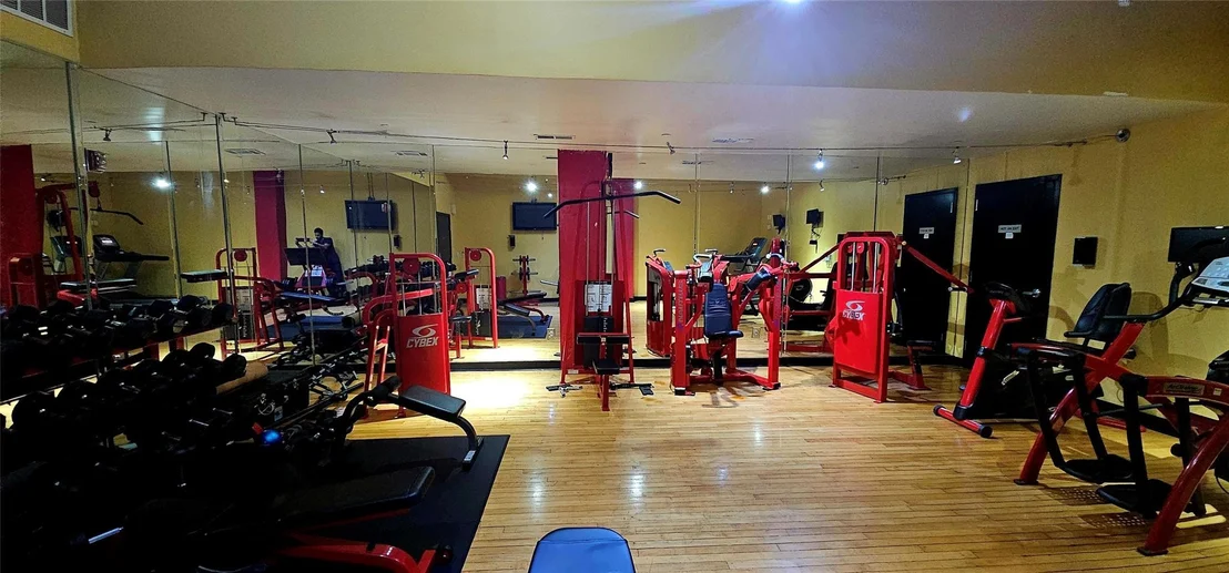 Photo of Unit 607 at 705 Main Street