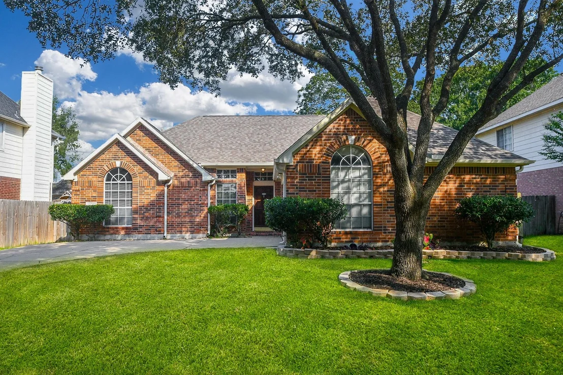 Photo of 24314 Schivener House