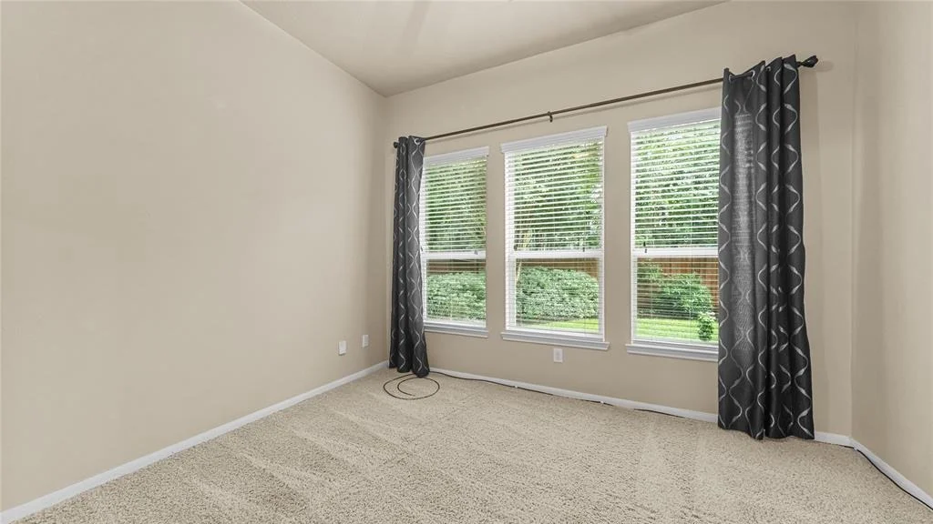 Photo of 14502 Lakepointe Bend Lane