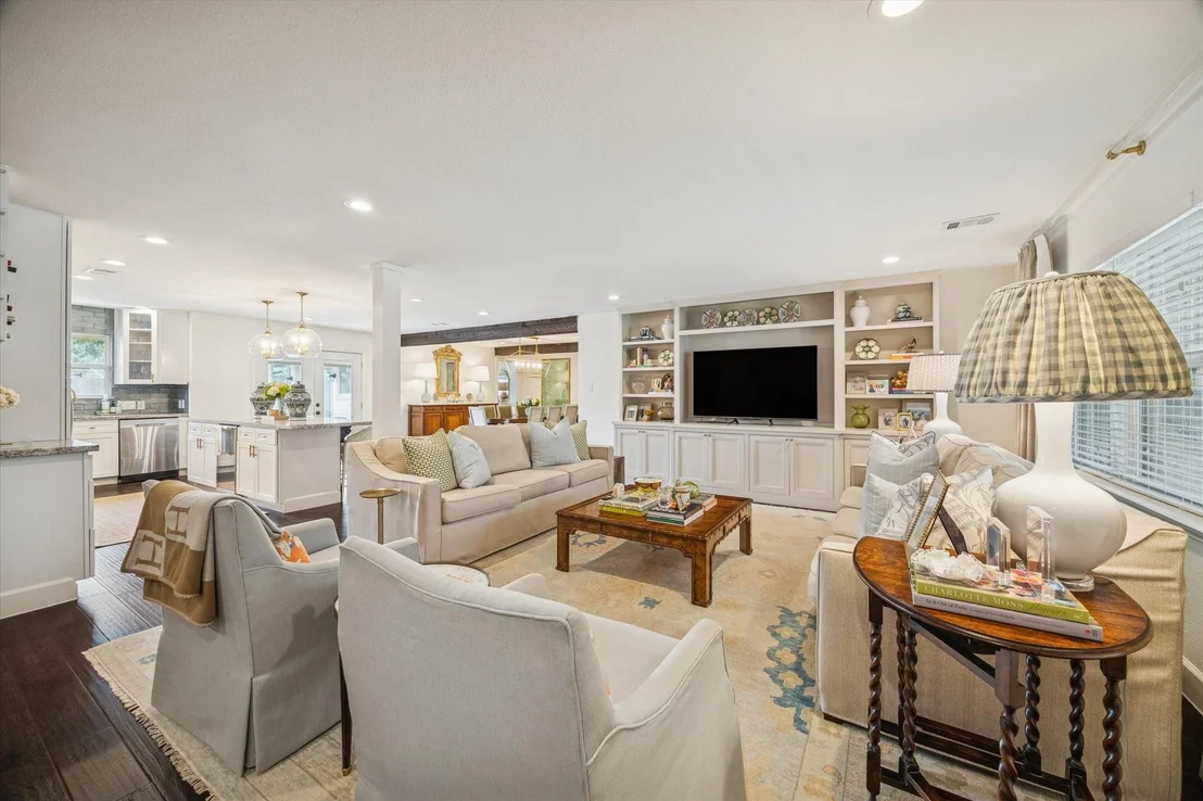 Photo of 9829 Pine Lake Drive