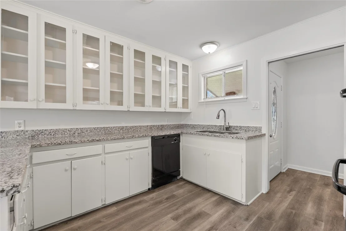 Photo of 1102 Avenue C