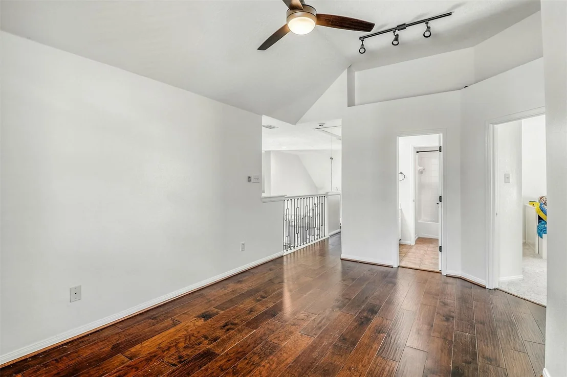 Photo of 18507 Mill Path Court