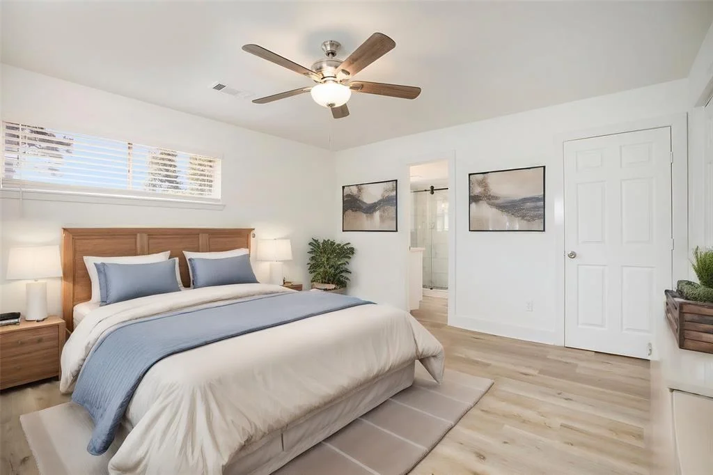 Photo of 223 Pin Oak Drive
