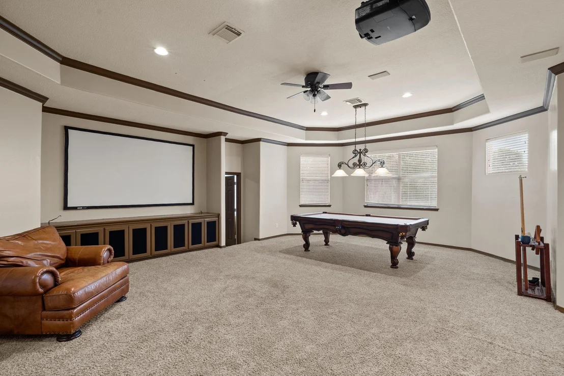 Photo of 8214 Forest Gate Drive