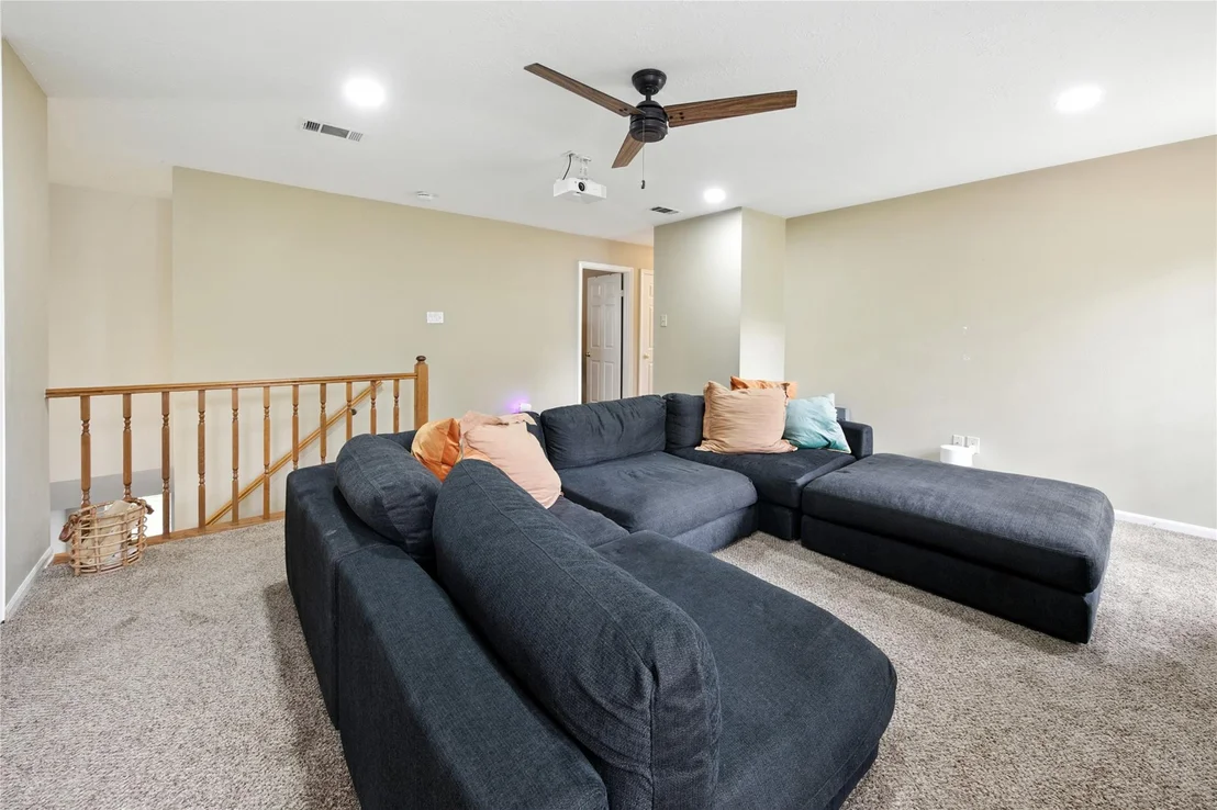 Photo of 115 Regency Way