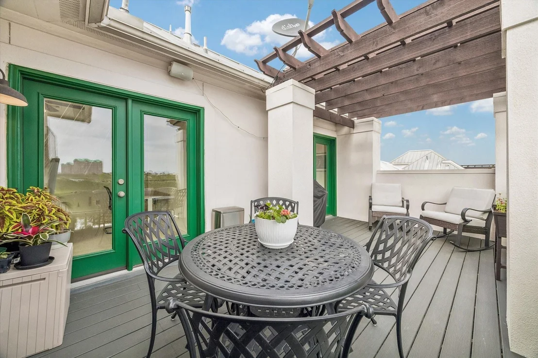 Photo of 6015 Post Oak Green Lane