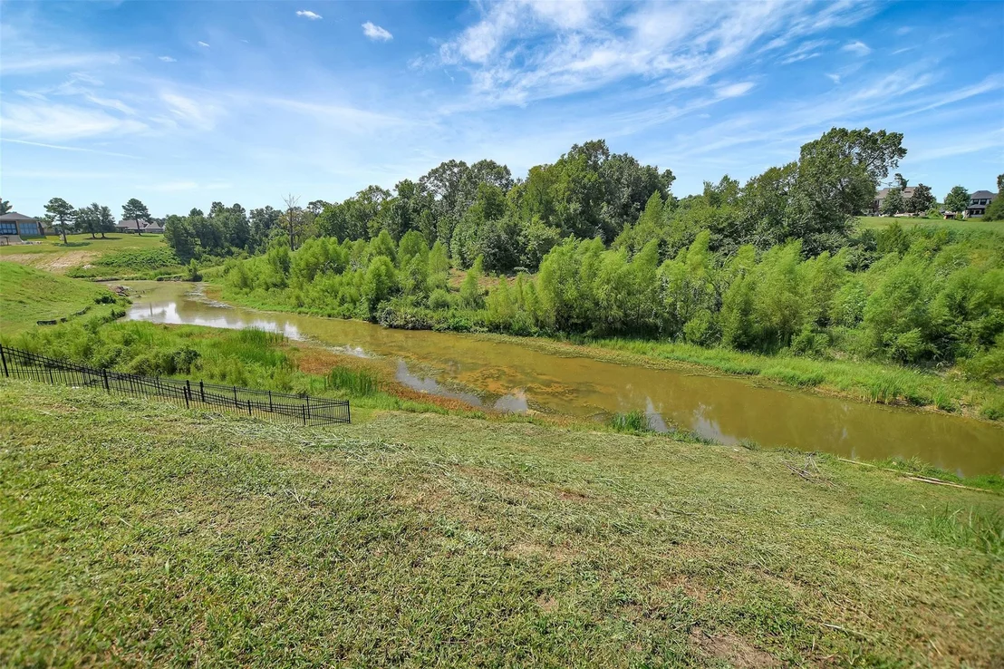 Photo of 246 Peninsula Point Drive